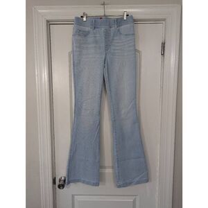 Spanx Pull On Flare Jeans Women's medium‎ Light wash denim elastic smooth waist